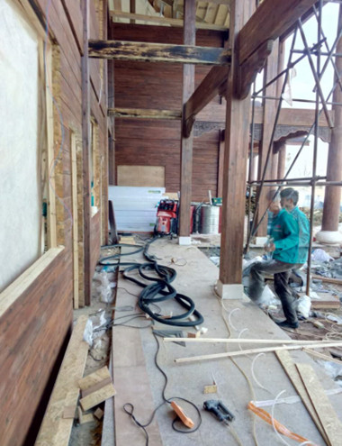 聚氨酯發(fā)泡灌注機 聚氨酯發(fā)泡灌注機