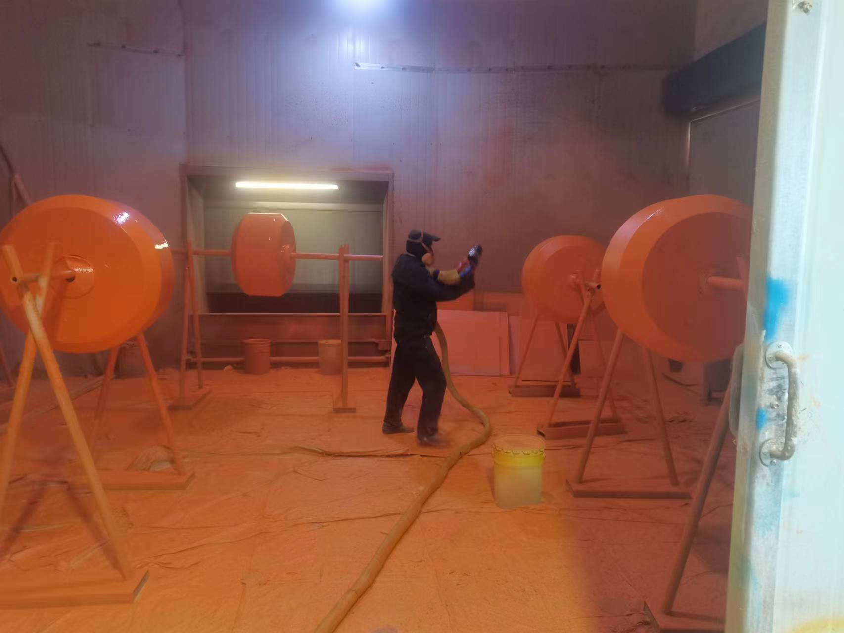 JHBW-AH7000聚脲設(shè)備噴涂海上浮漂 JHBW-AH7000聚脲設(shè)備噴涂海上浮漂